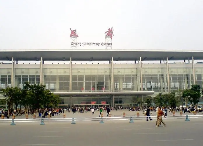 廣州到成都轎車(chē)托運(yùn)|廣州到成都轎車(chē)運(yùn)輸價(jià)格-最專(zhuān)業(yè)的轎車(chē)托運(yùn)公司