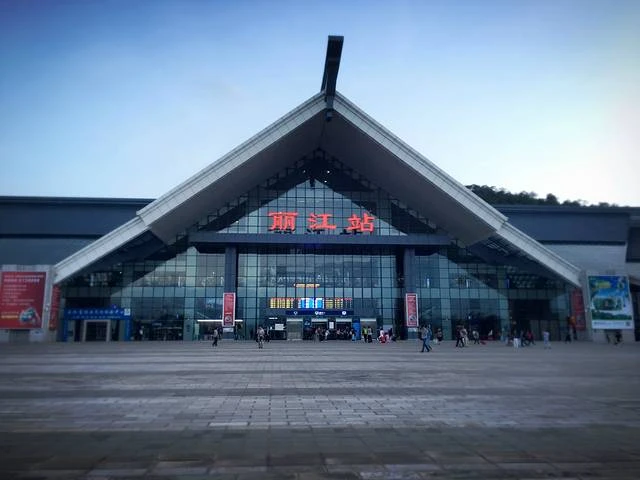 新豐縣到麗江物流專線-助力企業(yè)新豐縣至麗江貨運(yùn)