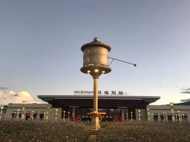 佛山到日喀則地區(qū)物流公司|佛山到日喀則地區(qū)專線|銘龍物流搬家搬廠
