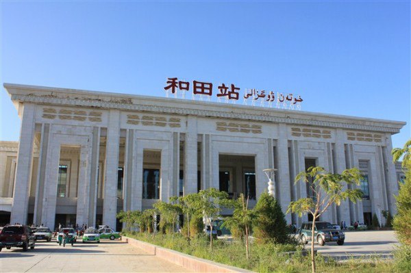 廣州到和田海運(yùn)物流|廣州到和田海運(yùn)專(zhuān)線-快捷馬頭提送柜。